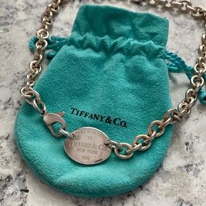 Return to Tiffany’s Clasp Necklace
